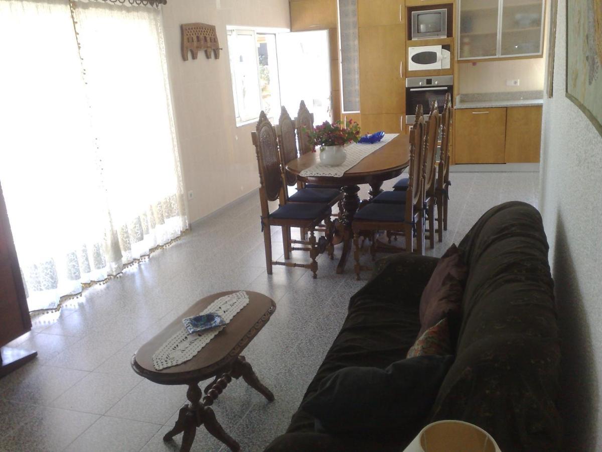 Room Villa Ribeiro Pilgrims Way To Santiago Bike A Garage For Marinhas Esposende Exterior foto