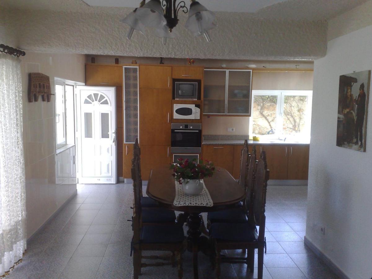Room Villa Ribeiro Pilgrims Way To Santiago Bike A Garage For Marinhas Esposende Exterior foto