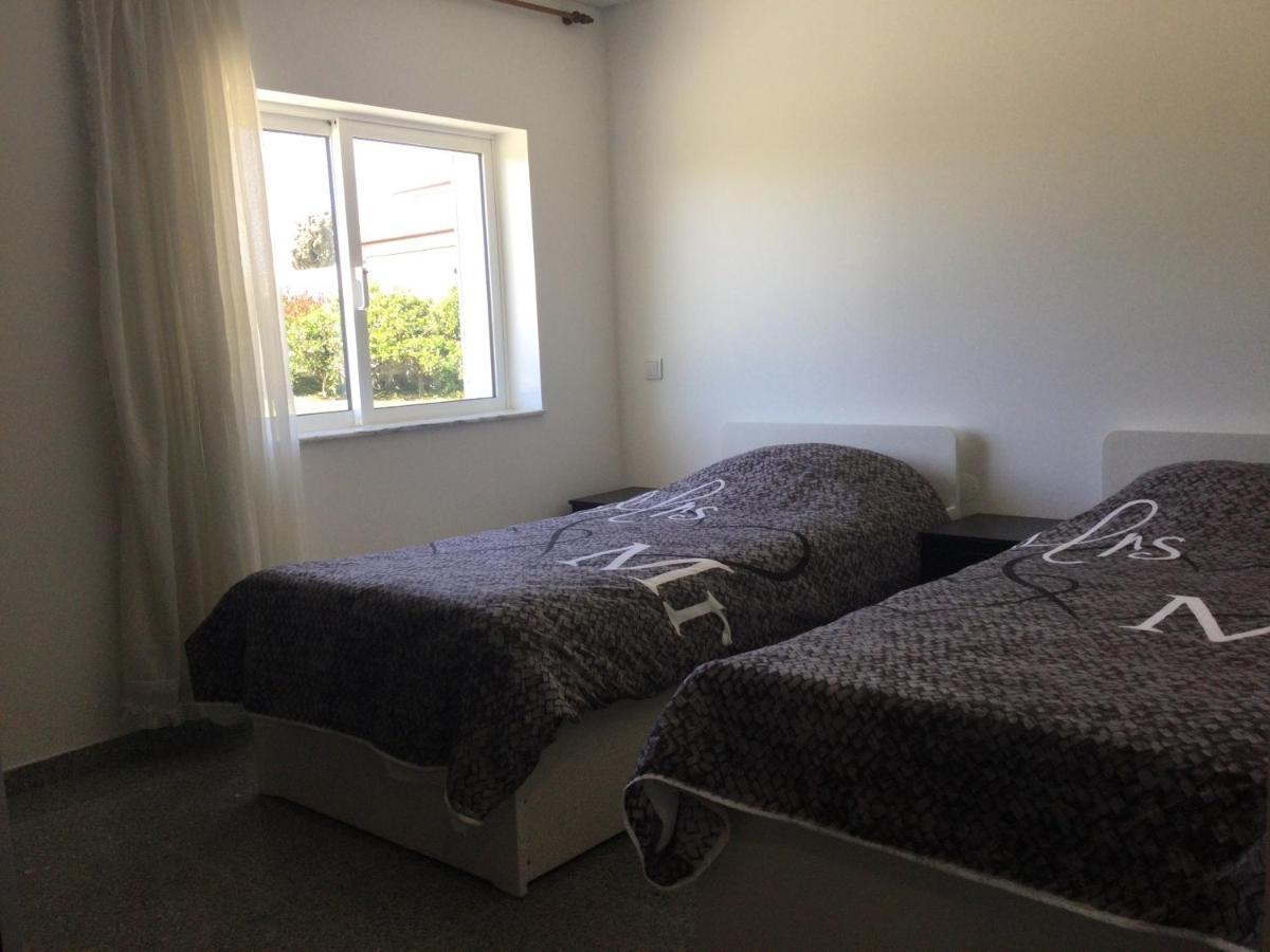 Room Villa Ribeiro Pilgrims Way To Santiago Bike A Garage For Marinhas Esposende Exterior foto